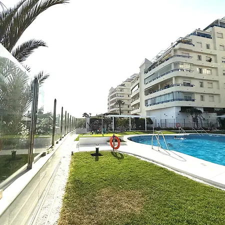 Primera Linea Playa Banana * Marbella